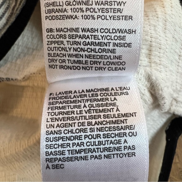 The North Face Women’s Textured Stripe Pullover with Front Pocket Size Medium - Picture 10 of 13